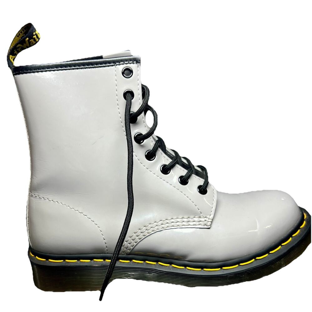 New Dr Martens 1460 WOMEN'S PATENT LEATHER LACE UP BOOTS size US 9